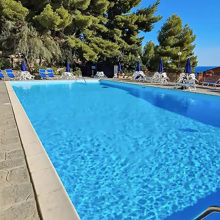 Oasis In By Wonderful Italy *